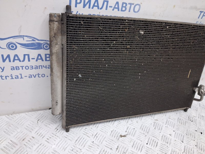 Радиатор кондиционера Auris 2006-2012 E150 1.6 бензин 1ZRFAE