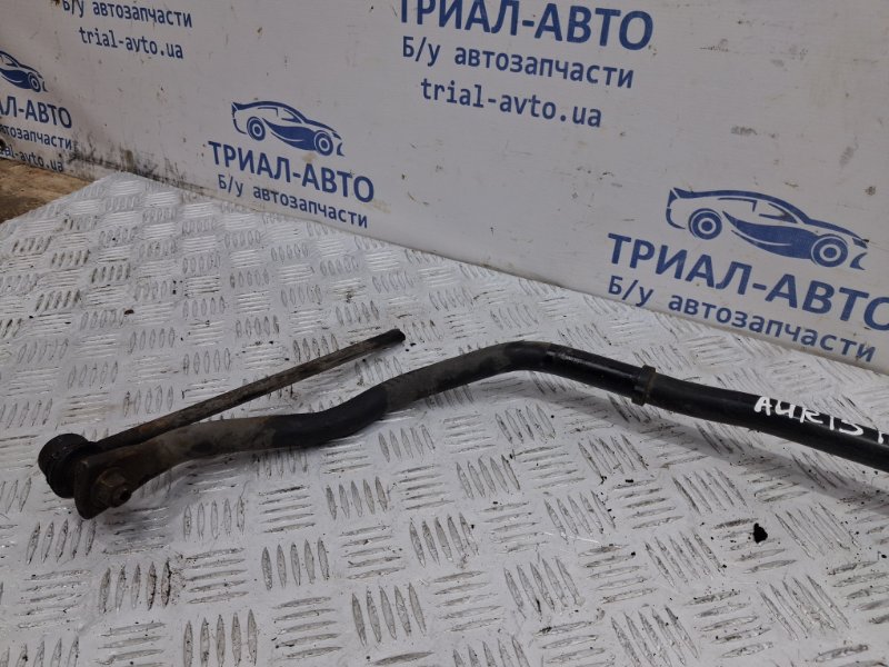 Стабилизатор передний Toyota Auris E150 1.6 бензин 1ZRFAE