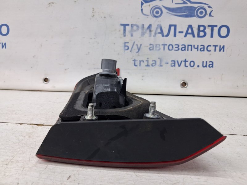 Фонарь задний внутренний левый ASX 2010- GA 1.8 Diesel 4N13