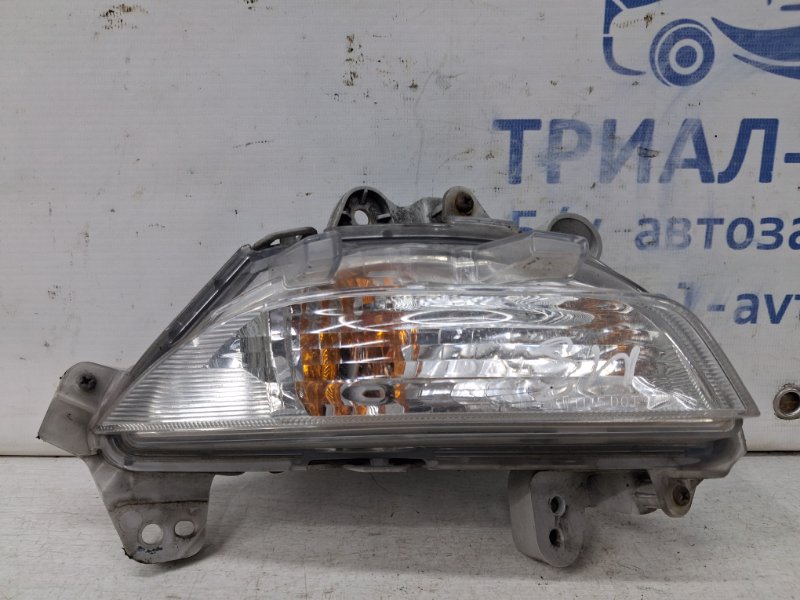 Фара противотуманная правая Mazda 3 2013-2019 BM 2.2 diesel B45A51350A Б/У