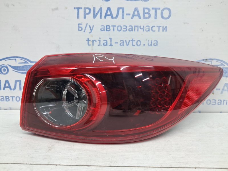 Фонарь задний внешний правый Mazda 3 2013-2019 BM 2.2 diesel B45D51150 Б/У
