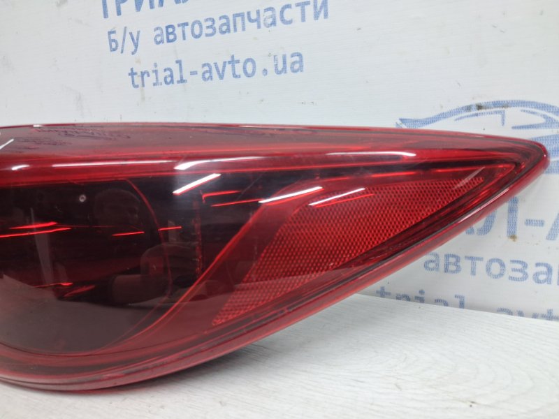 Фонарь задний внешний правый Mazda 3 BM 2.2 diesel