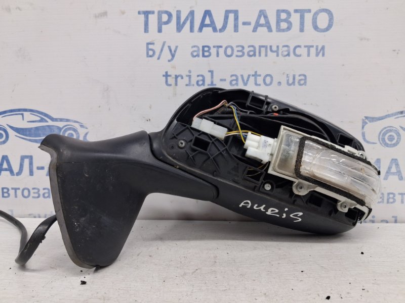 Зеркало левое Auris 2006-2012 E150 1.6 бензин 1ZRFAE