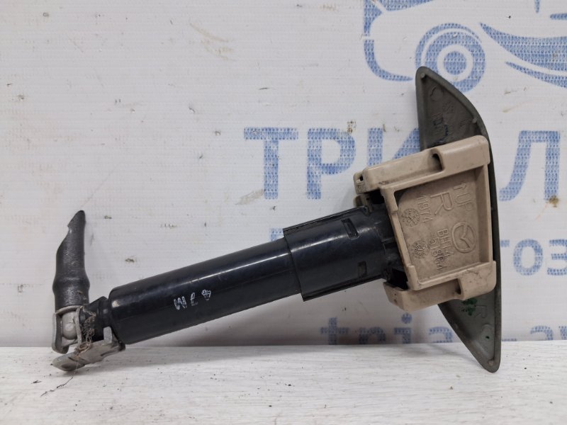 Омыватель фары правый 3 2013-2019 BM 2.2 diesel Омыватель фары правый 3 2013-2019 BM 2.2 diesel