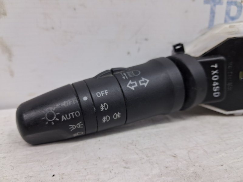 Переключатель подрулевой левый(поворотники) Qashqai 2006-2013 J10 2.0 Бензин MR20DE Переключатель подрулевой левый(поворотники) Qashqai 2006-2013 J10 2.0 Бензин MR20DE