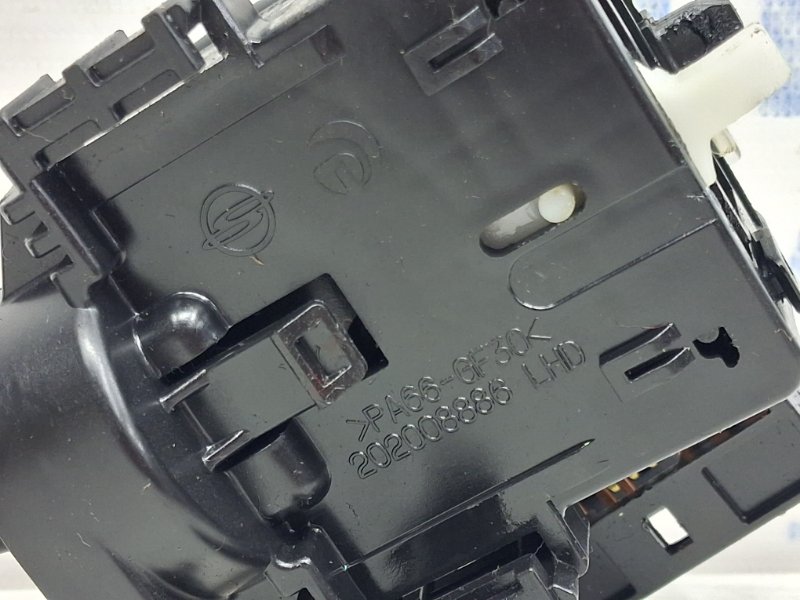 Переключатель подрулевой левый(поворотники) Korando 2010-2019 C200 2.0 diesel D20Dt