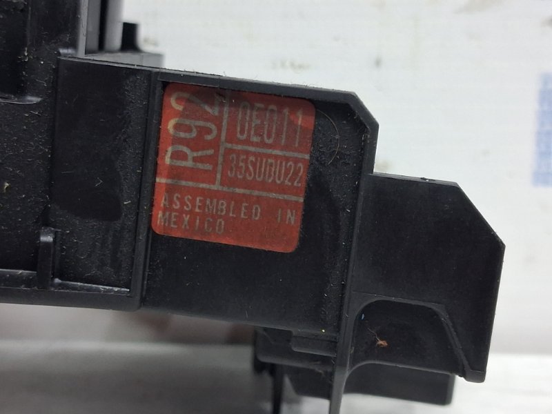 Переключатель подрулевой левый(поворотники) RX 350 2003-2009 XU30 3.5 Бензин 2GRFE Переключатель подрулевой левый(поворотники) RX 350 2003-2009 XU30 3.5 Бензин 2GRFE