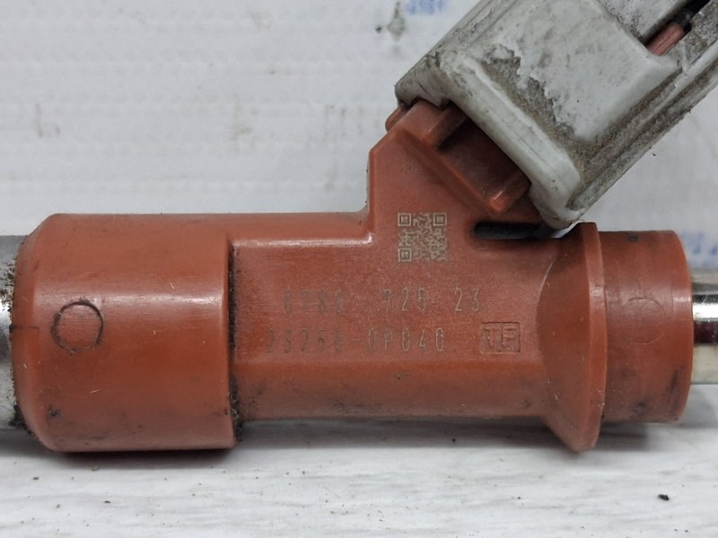 Форсунка топливная Lexus RX 350 XU30 3.5 Бензин 2GRFE