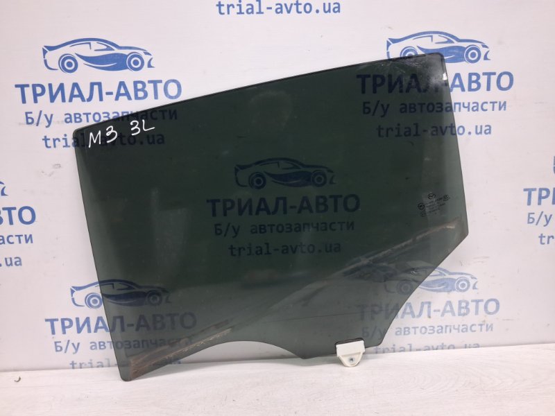 Стекло двери заднее левое Mazda 3 2013-2019 BM 2.2 diesel BHR173510 Б/У