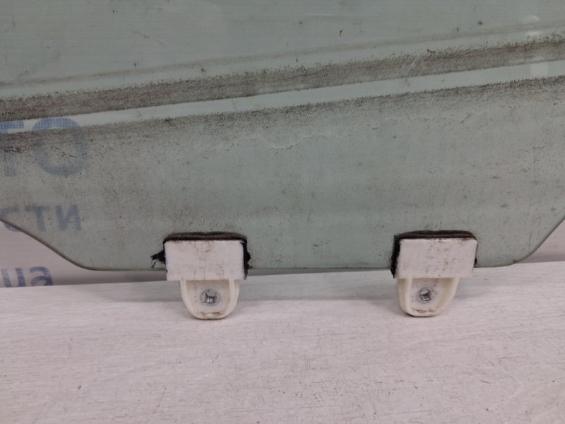 Стекло двери переднее левое 3 2013-2019 BM 2.2 diesel Стекло двери переднее левое 3 2013-2019 BM 2.2 diesel