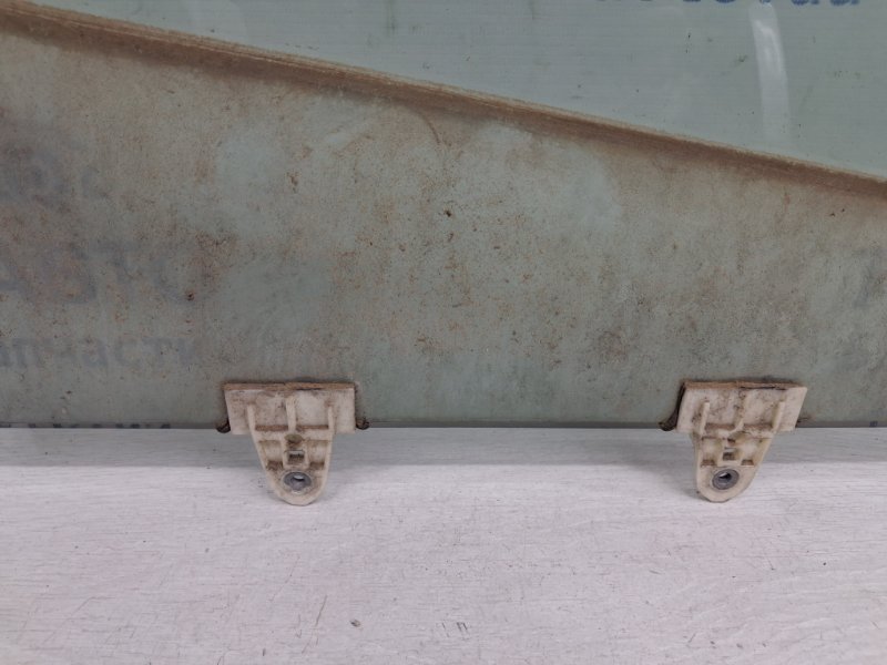 Стекло двери заднее правое Megane 2008-2016 3 1.5 Diesel K9K Стекло двери заднее правое Megane 2008-2016 3 1.5 Diesel K9K