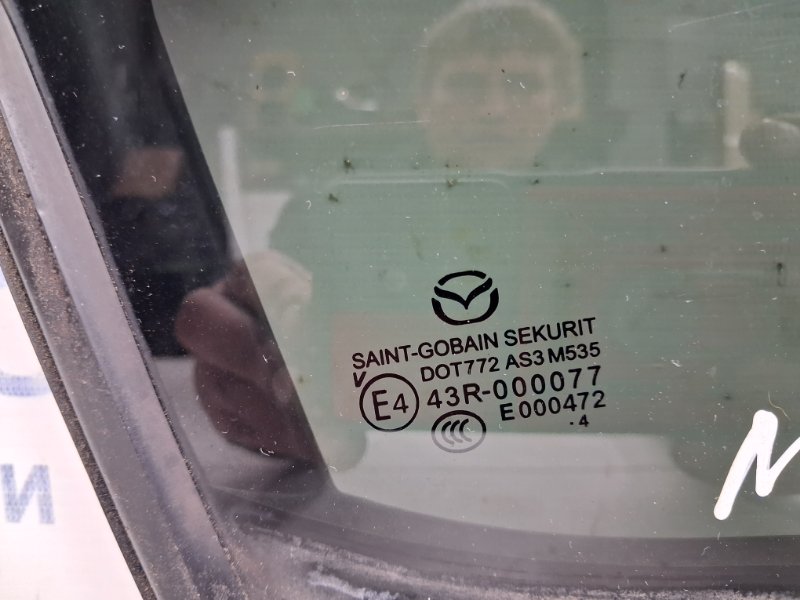 Стекло двери задней правой (форточка) 3 2013-2019 BM 2.2 diesel