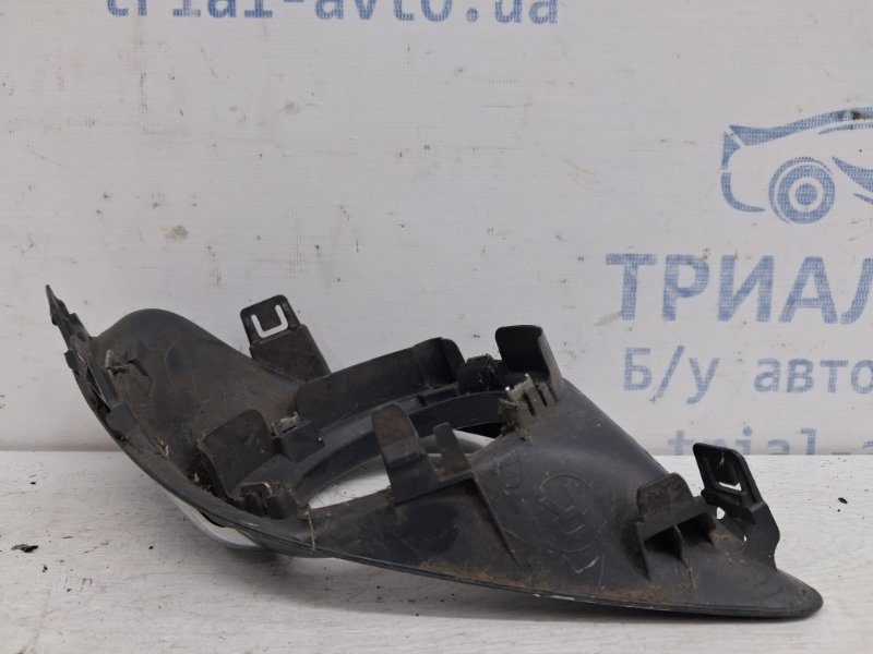 Решетка противотуманки правая Mitsubishi ASX GA 1.8 Diesel 4N13