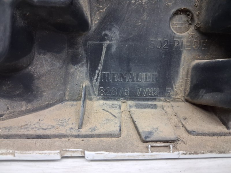 Накладка двери задняя правая Megane 2008-2016 3 1.5 Diesel K9K