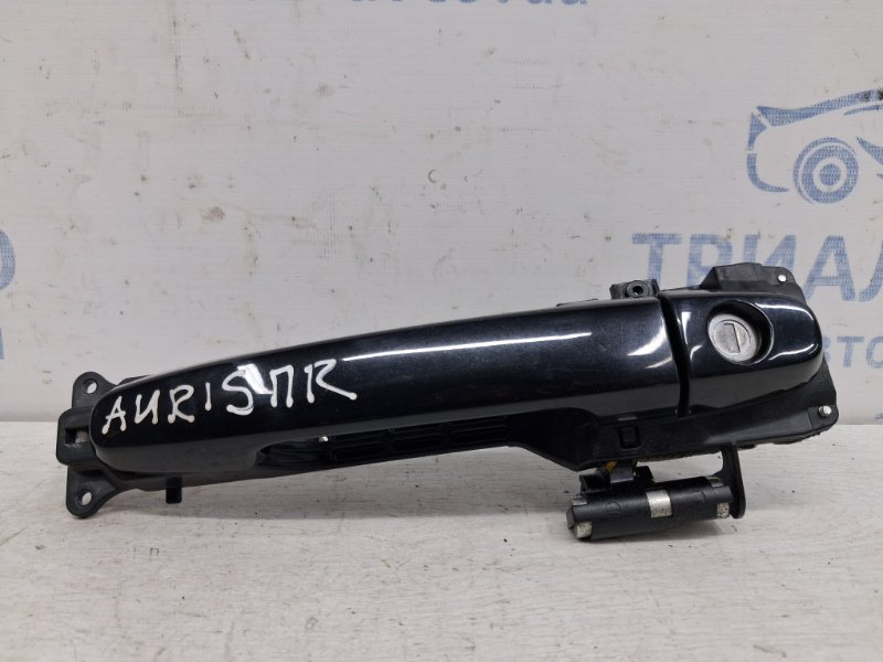 Ручка двери внешняя передняя правая Toyota Auris 2006-2012 E150 1.6 бензин 1ZRFAE 6920102130 Б/У