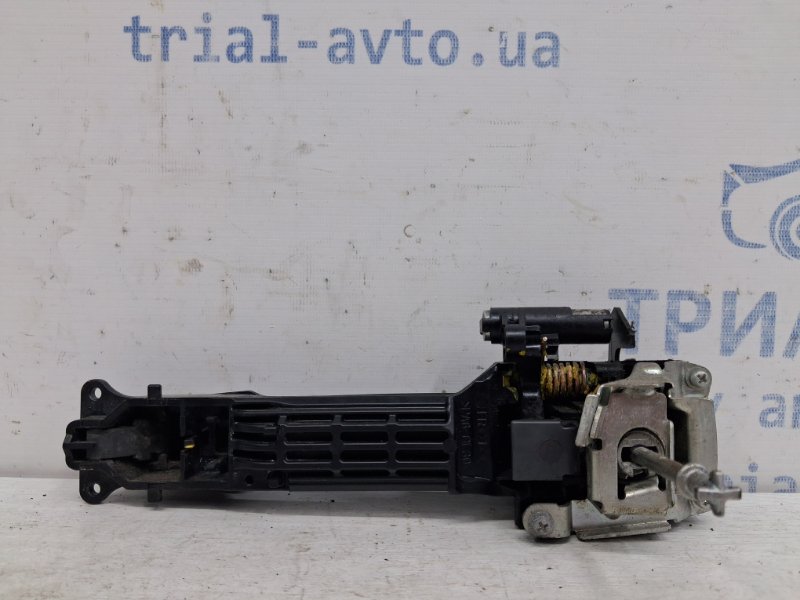 Ручка двери внешняя передняя правая Toyota Auris E150 1.6 бензин 1ZRFAE