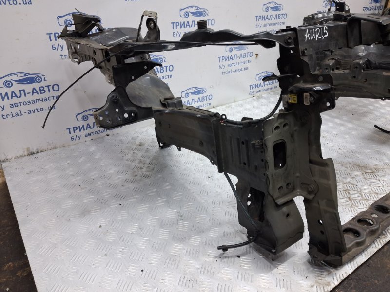 Панель передняя Auris 2006-2012 E150 1.6 бензин 1ZRFAE