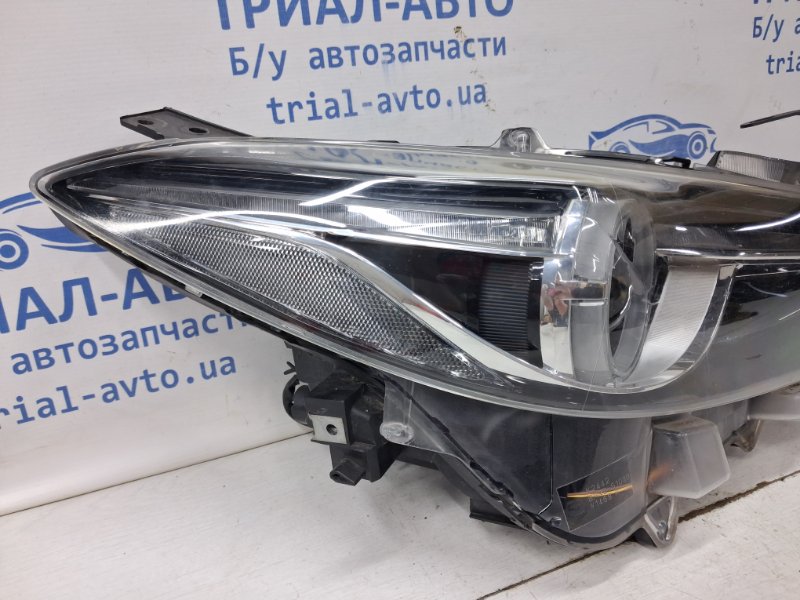 Фара правая Ксенон Mazda 3 BM 2.2 diesel Фара правая Ксенон Mazda 3 BM 2.2 diesel