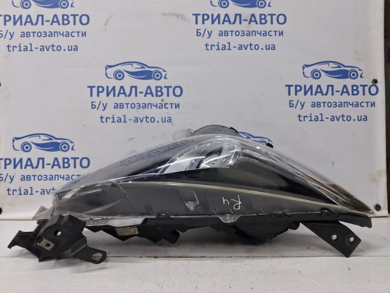 Фара правая Ксенон 3 2013-2019 BM 2.2 diesel Фара правая Ксенон 3 2013-2019 BM 2.2 diesel