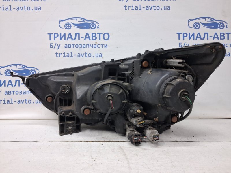Фара правая галоген ASX 2010- GA 1.8 Diesel 4N13 Фара правая галоген ASX 2010- GA 1.8 Diesel 4N13