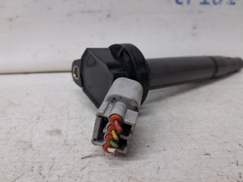 Катушка зажигания Auris 2006-2012 E150 1.6 бензин 1ZRFAE