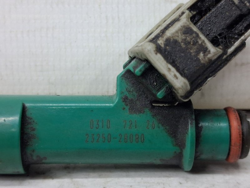 Форсунка топливная Toyota Camry XV40 2.4 Бензин 2AZFE