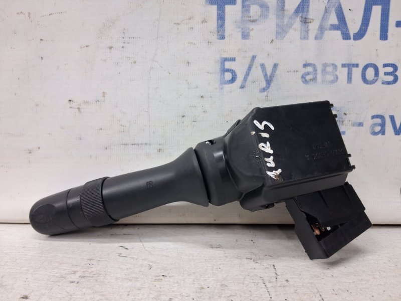 Переключатель подрулевой правый(дворники) Toyota Auris E150 1.6 бензин 1ZRFAE