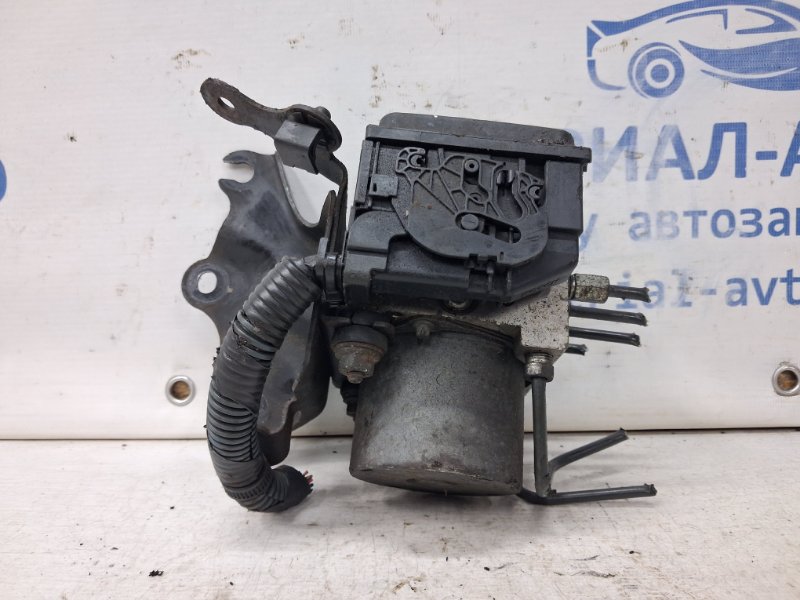 Блок abs Auris 2006-2012 E150 1.6 бензин 1ZRFAE