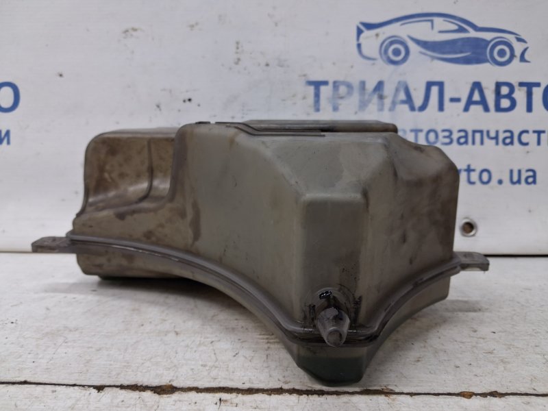 Бачок радиатора (расширительный) Mazda 3 BM 2.2 diesel Бачок радиатора (расширительный) Mazda 3 BM 2.2 diesel
