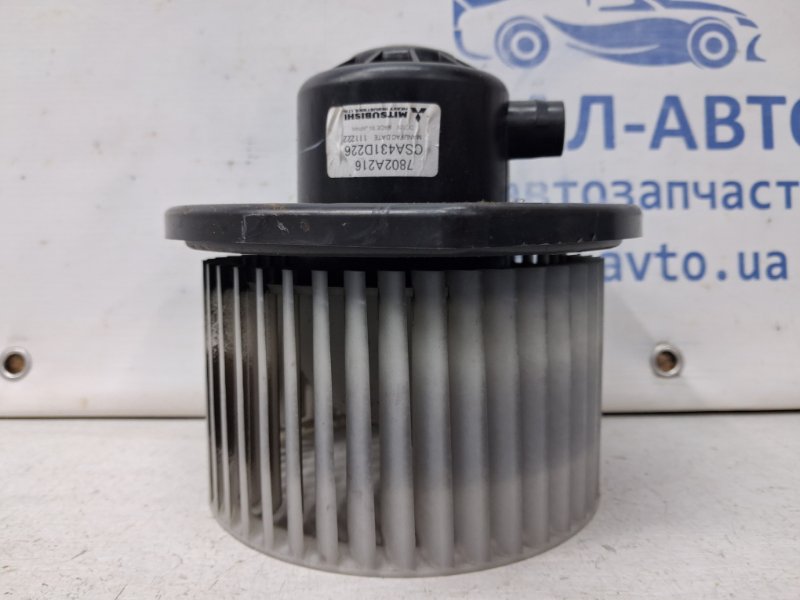 Запчасть моторчик печки Mitsubishi ASX 2010- GA 1.8 Diesel 4N13 7802A216 Б/У Моторчик печки Mitsubishi ASX 2010- GA 1.8 Diesel 4N13 7802A216 Б/У