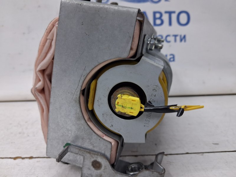 Подушка безопасности в торпеду Auris 2006-2012 E150 1.6 бензин 1ZRFAE