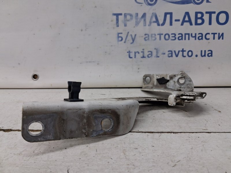 Петля капота правая ASX 2010- GA 1.8 Diesel 4N13 Петля капота правая ASX 2010- GA 1.8 Diesel 4N13