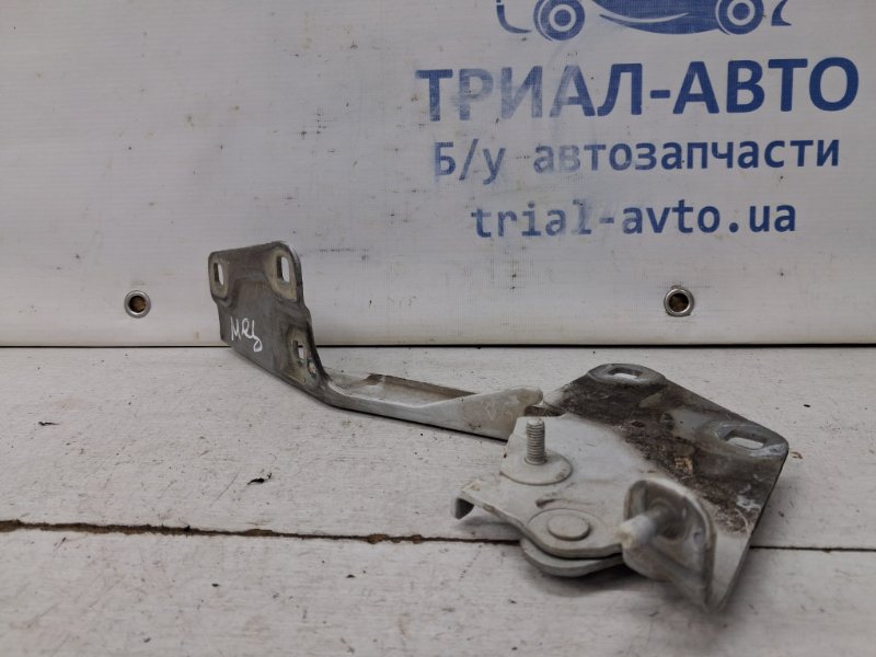 Петля капота левая Renault Megane 3 1.5 Diesel K9K Петля капота левая Renault Megane 3 1.5 Diesel K9K