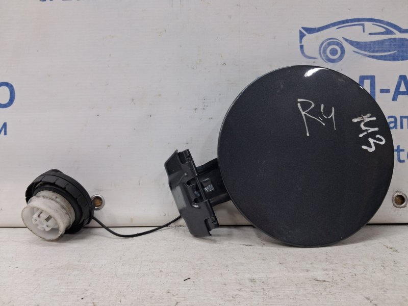 Лючок бака Mazda 3 2013-2019 BM 2.2 diesel B45C42410 Б/У