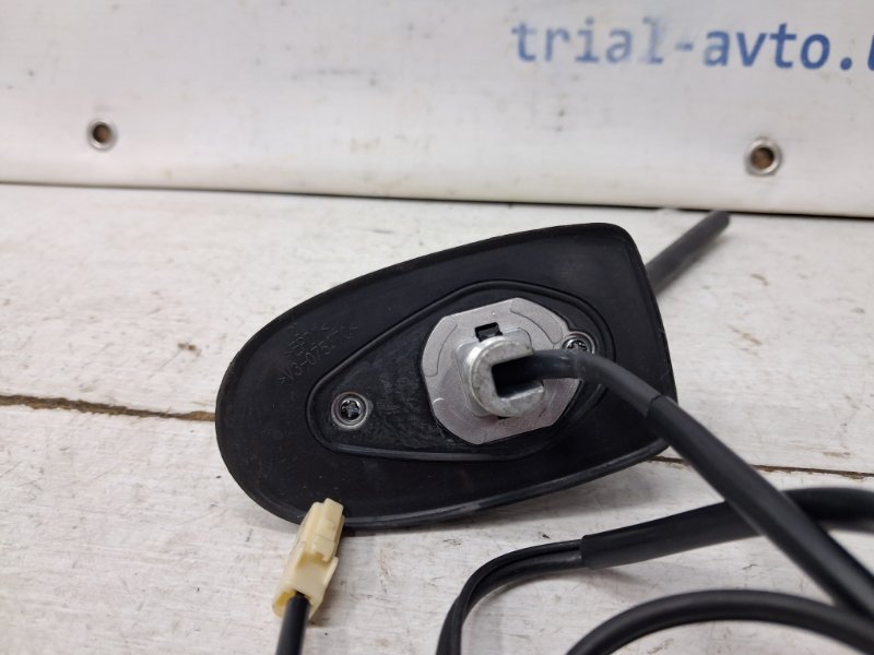 Антенна Auris 2006-2012 E150 1.6 бензин 1ZRFAE