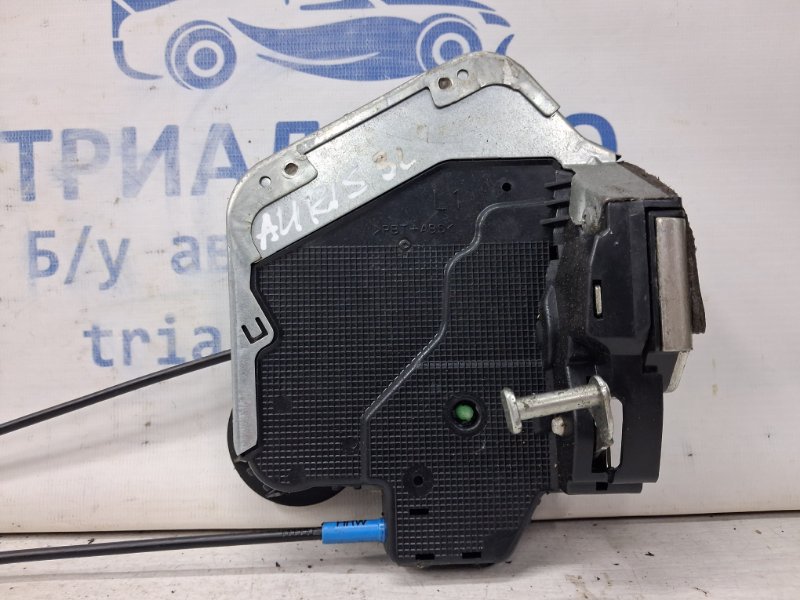 Замок двери задний левый Auris 2006-2012 E150 1.6 бензин 1ZRFAE