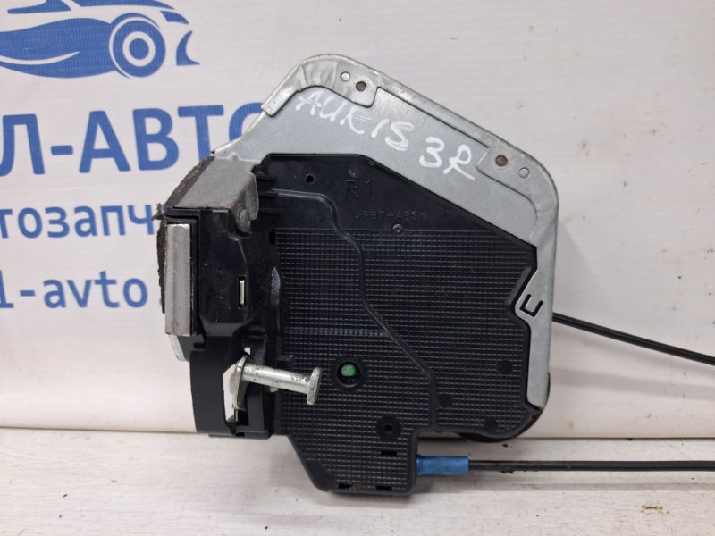 Замок двери задний правый Auris 2006-2012 E150 1.6 бензин 1ZRFAE