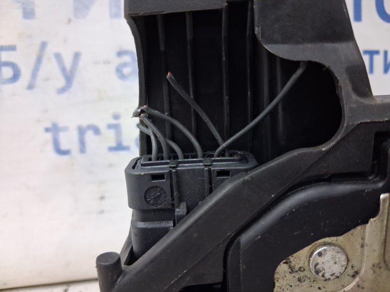 Замок двери передний правый Megane 2008-2016 3 1.5 Diesel K9K