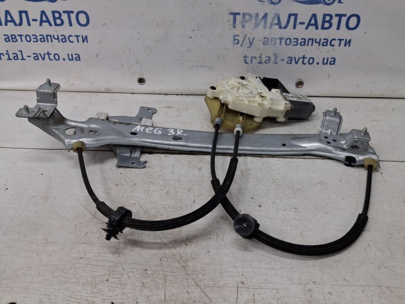 Стеклоподъемник задний правый Renault Megane 2008-2016 3 1.5 Diesel K9K 827200008R Б/У
