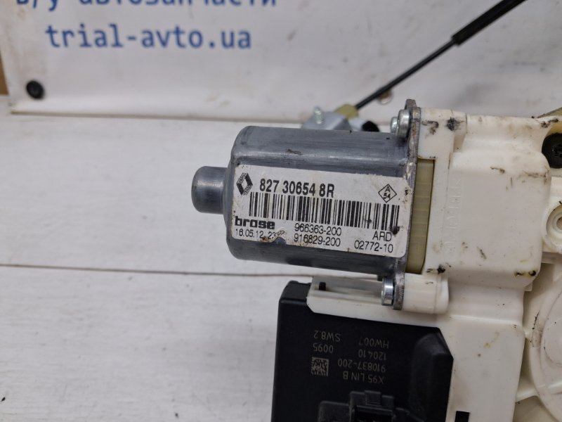 Стеклоподъемник задний правый Megane 2008-2016 3 1.5 Diesel K9K