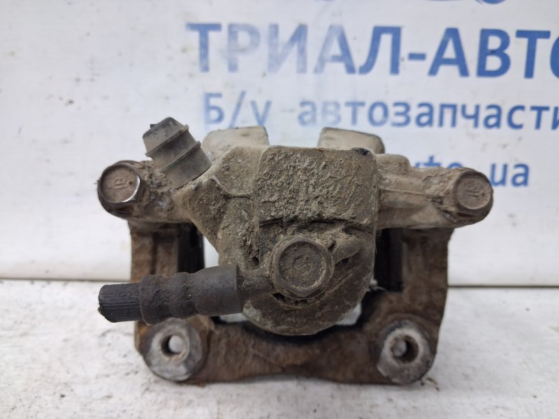 Суппорт задний правый Toyota Camry XV40 2.4 Бензин 2AZFE