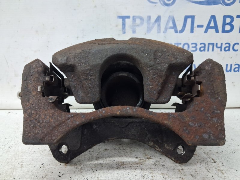 Суппорт передний правый ASX 2010- GA 1.8 Diesel 4N13