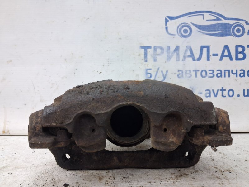 Суппорт передний левый Megane 2008-2016 3 1.5 Diesel K9K