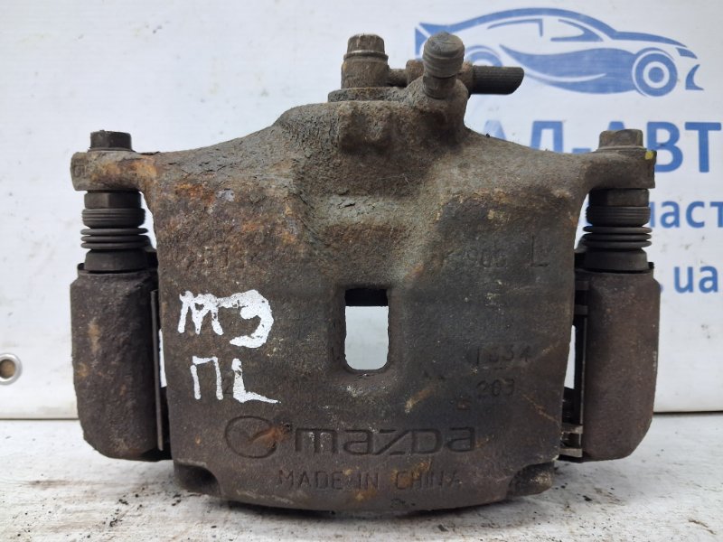 Запчасть суппорт передний левый Mazda 3 2013-2019 BM 2.2 diesel B4Y73399ZB Б/У Суппорт передний левый Mazda 3 2013-2019 BM 2.2 diesel B4Y73399ZB Б/У