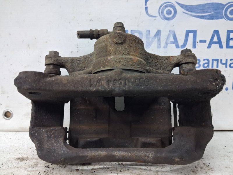 Суппорт передний левый 3 2013-2019 BM 2.2 diesel Суппорт передний левый 3 2013-2019 BM 2.2 diesel