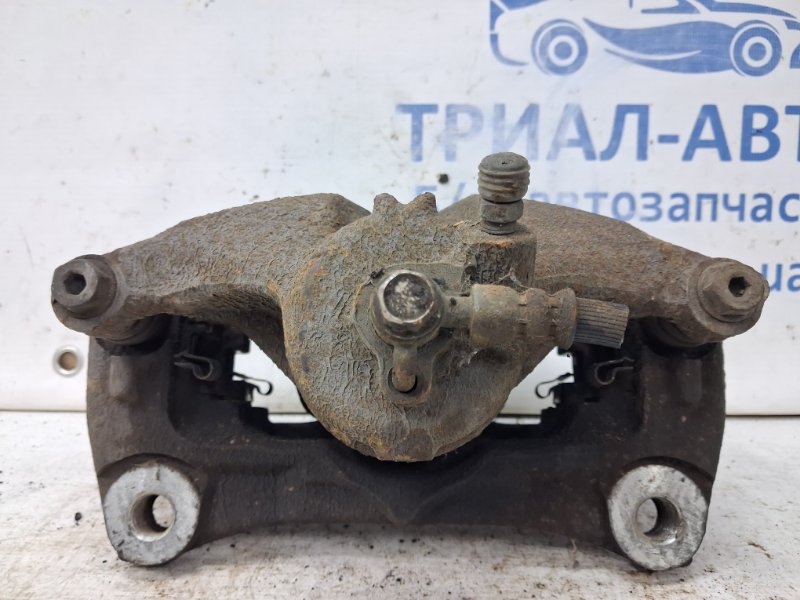 Суппорт передний правый Mazda 3 BM 2.2 diesel