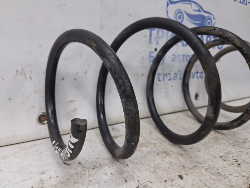 Пружина передняя Auris 2006-2012 E150 1.6 бензин 1ZRFAE