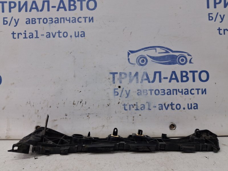 Кронштейн бампера задний левый Mazda 3 BM 2.2 diesel