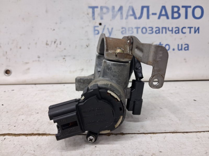 Замок зажигания Avensis 2002-2010 T25 1.8 бензин 1ZZFE