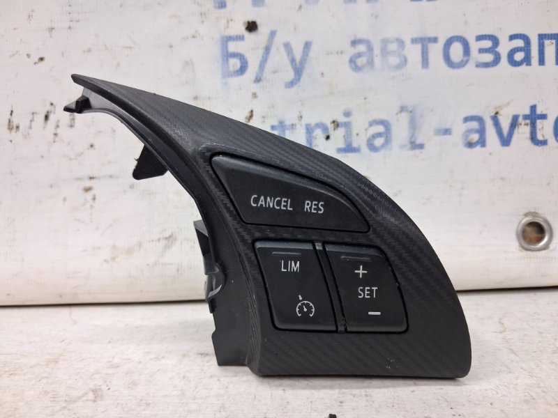 Запчасть кнопки руля Mazda 3 2013-2019 BM 2.2 diesel BPG375J207 Б/У Кнопки руля Mazda 3 2013-2019 BM 2.2 diesel BPG375J207 Б/У